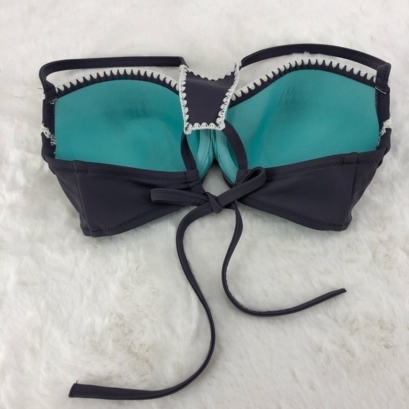 Shade & Shore Women's 34D Gray and Turquoise Top - Picture 6 of 16